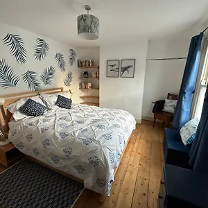 Beautiful Victorian House In Holiday home